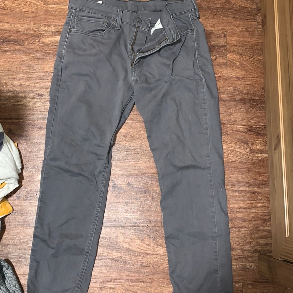 Men’s grey Levi pants